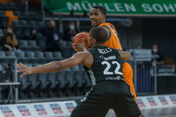 以其稳定的 以其稳定的